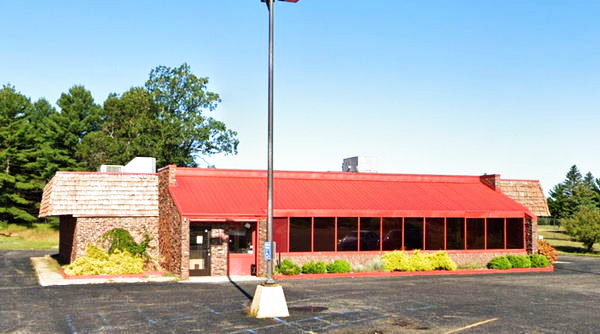 Big Boy Restaurants (Elias Brothers, Elias Bros) - Grayling - 2222 Business Loop I-75 (newer photo)